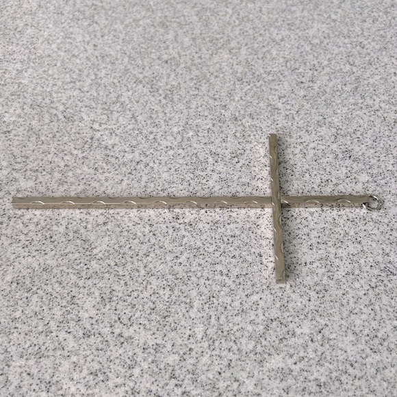 CROSS Contemporary Modern Silver color Metal Wall hanging Home decor Like new - Picture 6 of 10